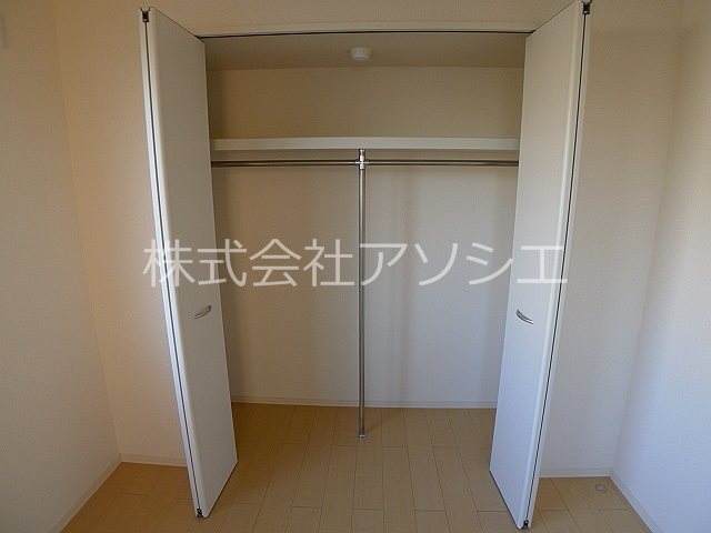 ロイヤルガーデン花水木 クローゼット
