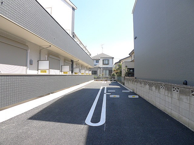 wisteria 駐車場