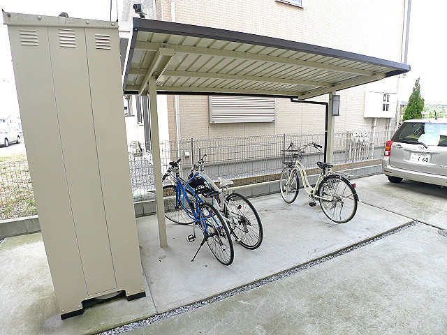 エアフォルク 駐輪場