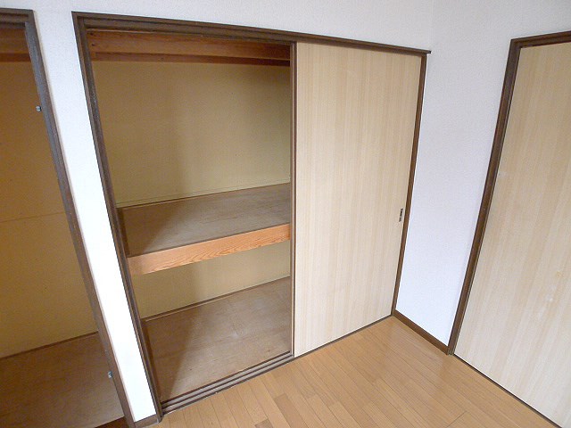 サンワコーポ 収納