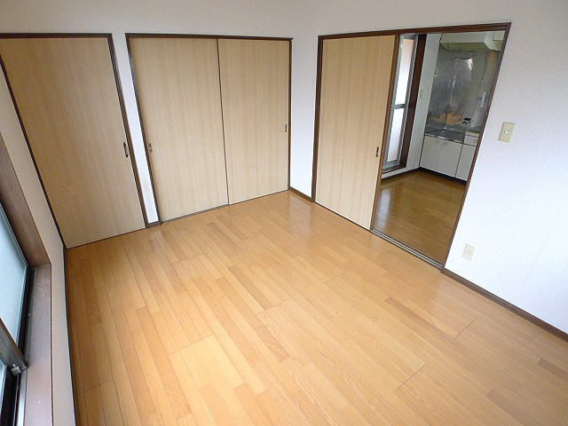 サンワコーポ 洋室6帖