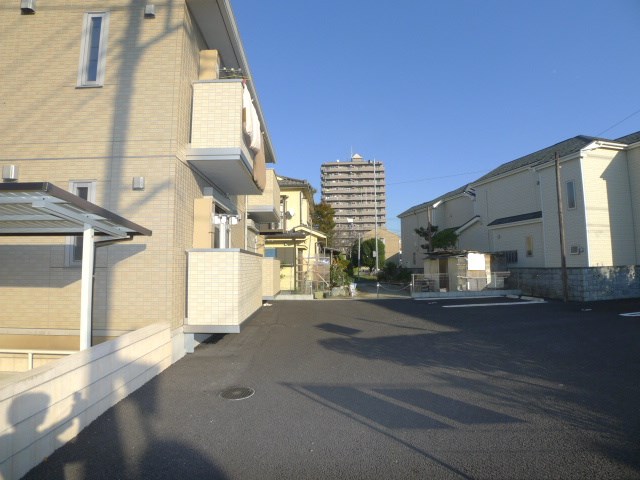 グランドソレーユ 駐車場
