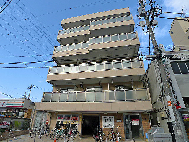 ヴィオラ ハウスのご紹介は住まいの窓口 アソシエにお任せ下さい。