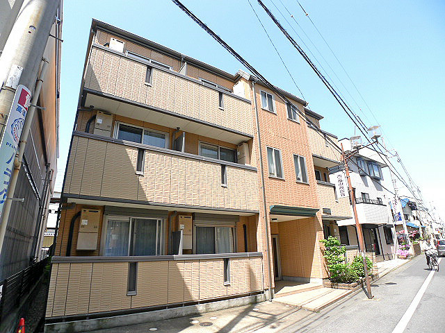 アルカディア越谷のご紹介は住まいの窓口　アソシエへお任せ下さい。