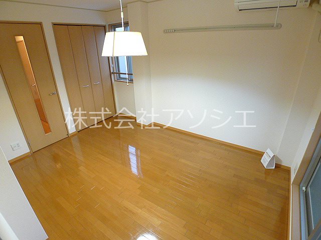 アルカディア越谷 洋室9帖