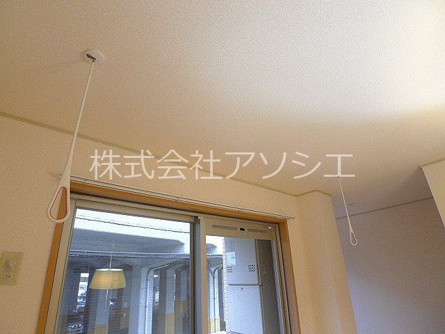 アルカディア越谷 室内物干し