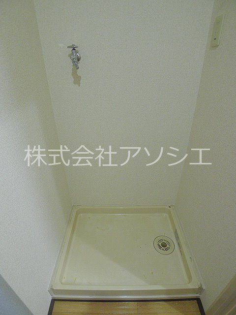 サン・コーポラス越谷　4号棟 室内洗濯機置き場