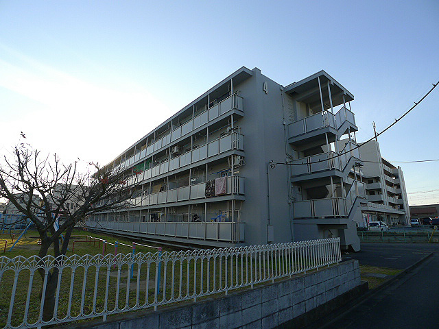 サン・コーポラス越谷　4号棟 越谷市内のお部屋探しは、アソシエ住まいの窓口にお任せください。