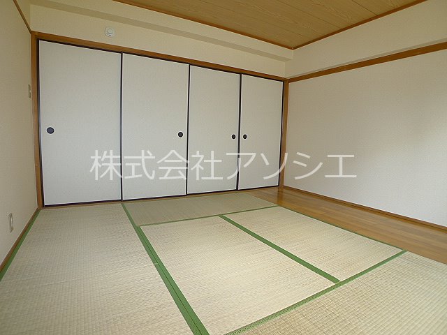 サン・コーポラス越谷　4号棟 その他部屋・スペース