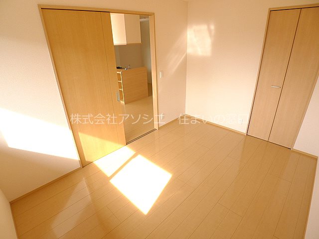 イリオス 洋室6帖