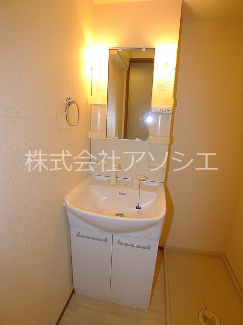 ヴィラアリエッティＡ 洗面所