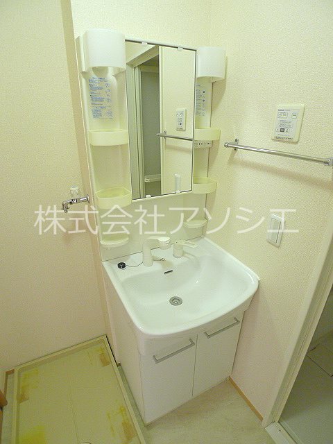 ゴールドパストラルⅢ 独立洗面台