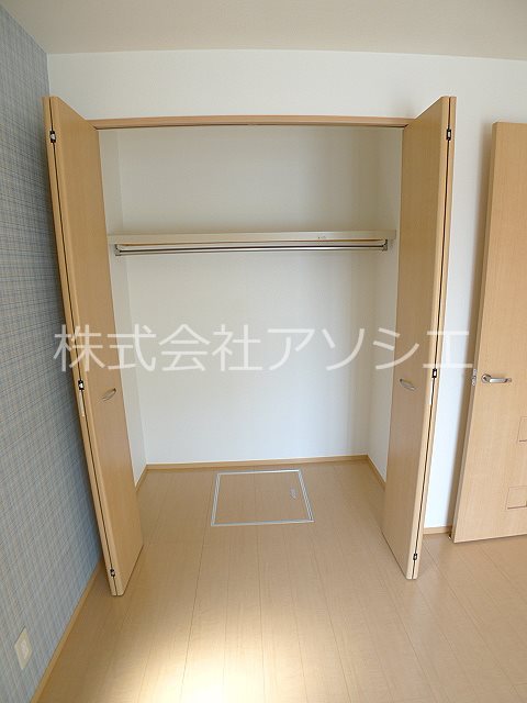 ゴールドパストラルⅢ クローゼット