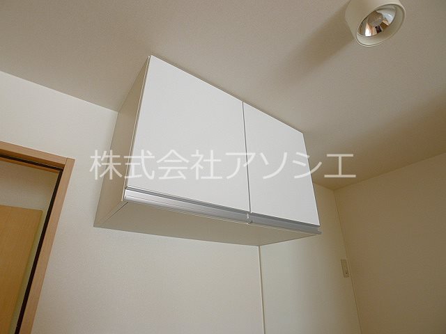 ゴールドパストラルⅢ キッチン吊り戸棚