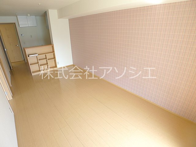 ゴールドパストラルⅢ LDK12帖