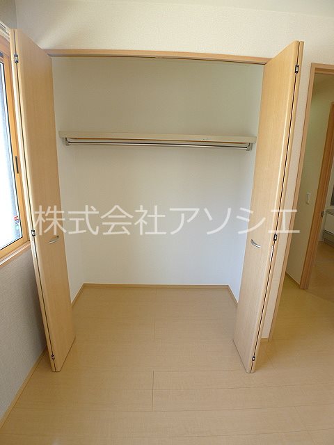ゴールドパストラルⅢ クローゼット