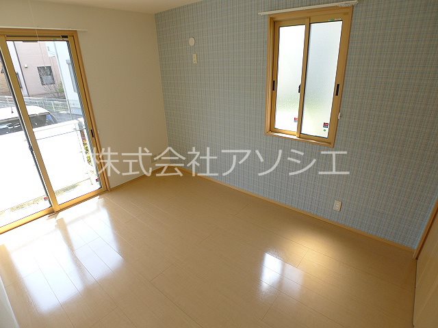 ゴールドパストラルⅢ 洋室6帖