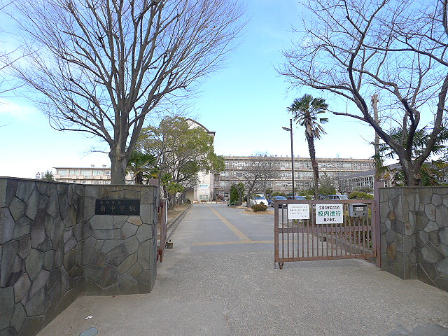セントピアプラザB棟 越谷市立南中学校