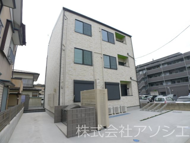 T・A越谷市瓦曽根1丁目のご紹介は住まいの窓口アソシエにお任せください。