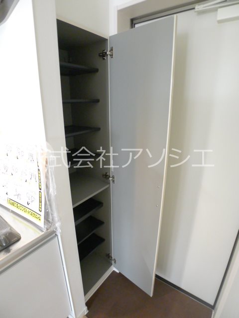T.A越谷市瓦曽根1丁目 シューズボックス