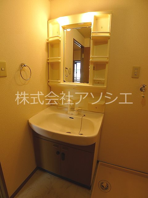 ヴァインベルク 洗髪洗面化粧台