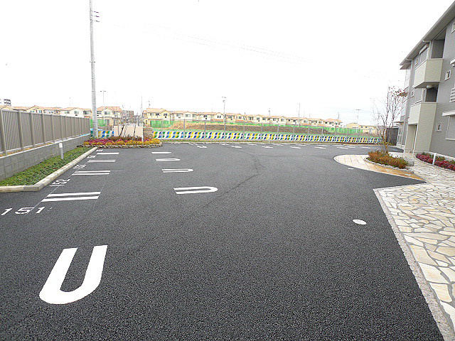 ロイジェントパークス　レイクタウン　Ⅲ　H 駐車場