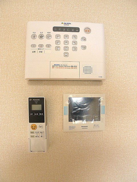 ガーデンソレイユ AKSOKホームセキュリティ、TVインターホン