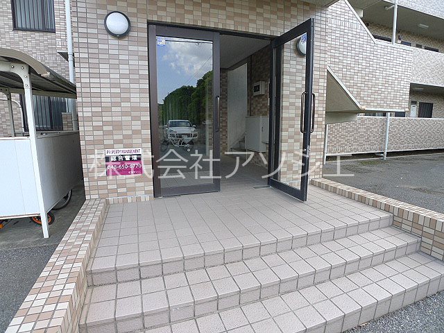 グランパレス鈴木 エントランス