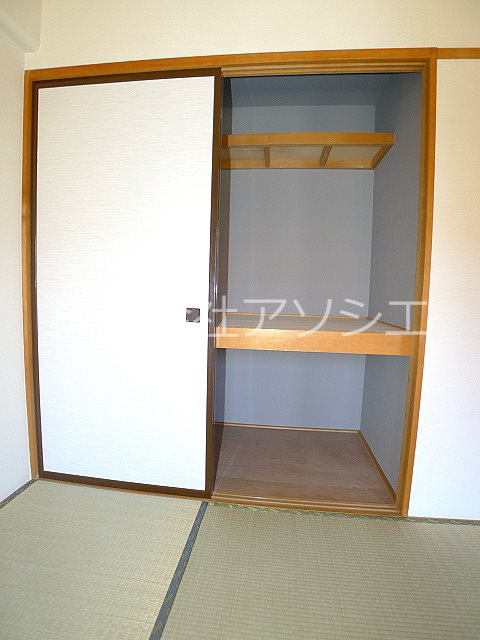 グランパレス鈴木 収納