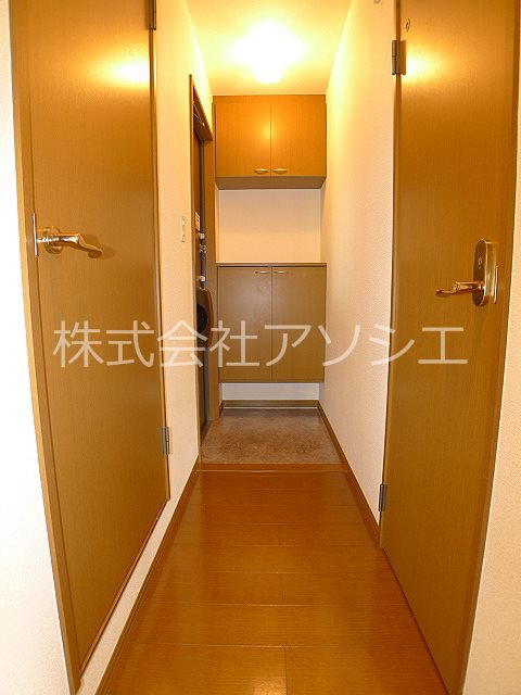 カームリーⅡ 玄関