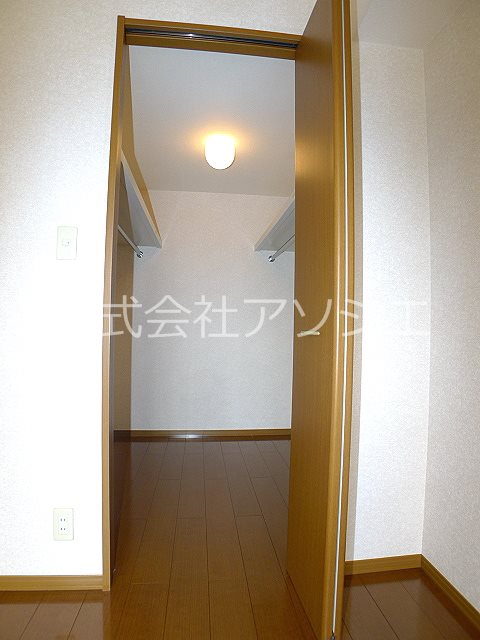 カームリーⅡ 収納