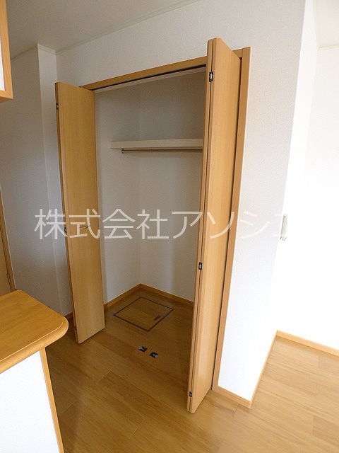 エイト・パル クローゼット
