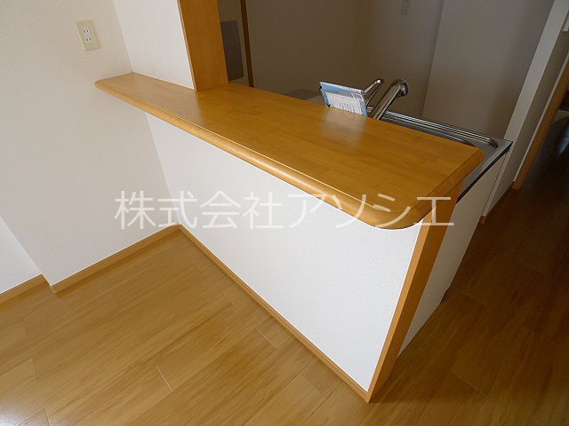エイト・パル カウンターキッチン