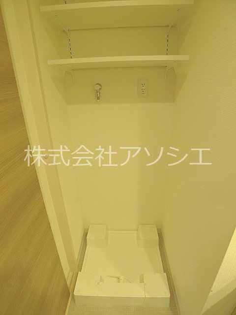 SOPHIA HILLS 室内洗濯機置き場