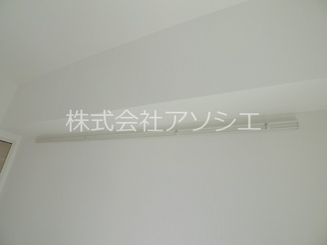 SOPHIA HILLS ハングバー