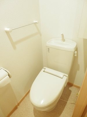 フローリッシュ・テラスⅡ 温水洗浄便座