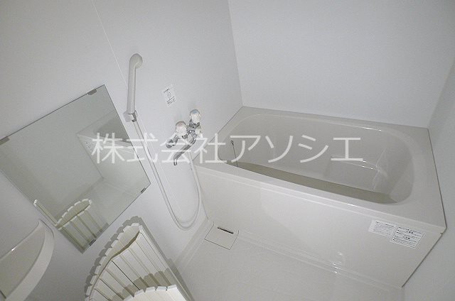 ヴィラ南越谷 バスルーム