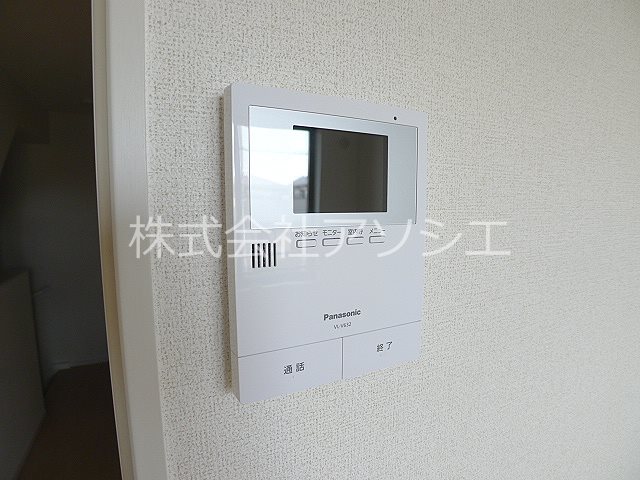 アンジュ　ブリリアンB 2F　TVモニター付きインターホン
