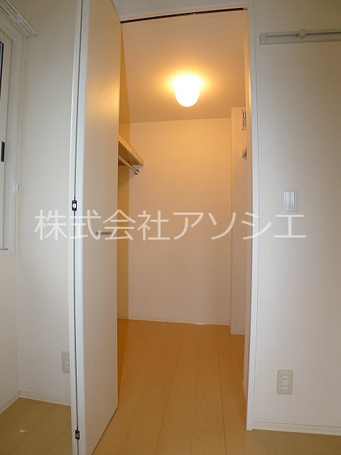 ゴールドパストラルⅡ 収納
