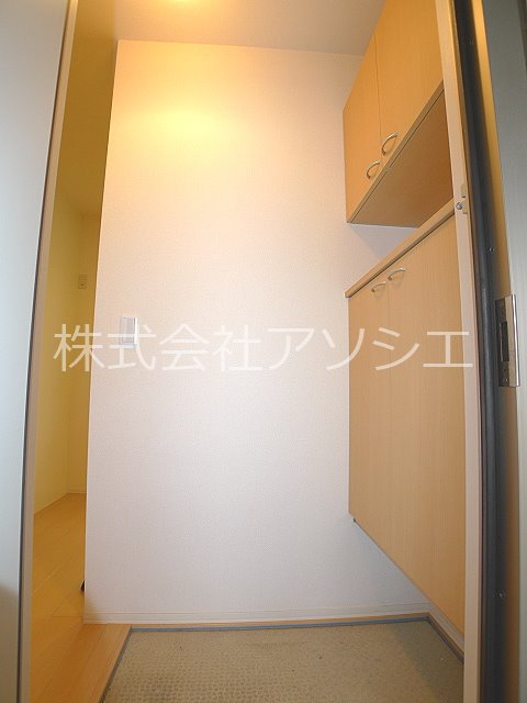 ゴールドパストラルⅡ 玄関