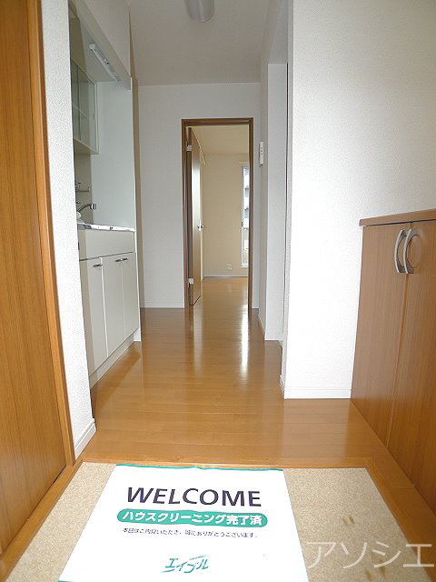 ウインドフィル 玄関