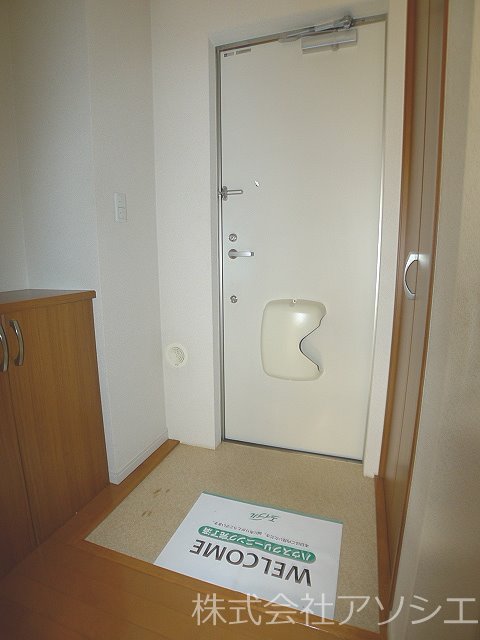 ウインドフィル 玄関