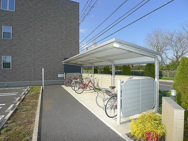 グランメール 駐輪場
