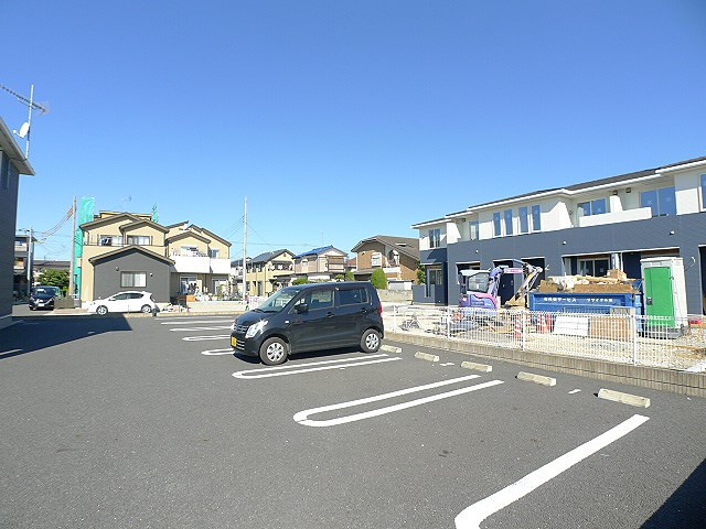 サニーヴィレッジＡ 駐車場