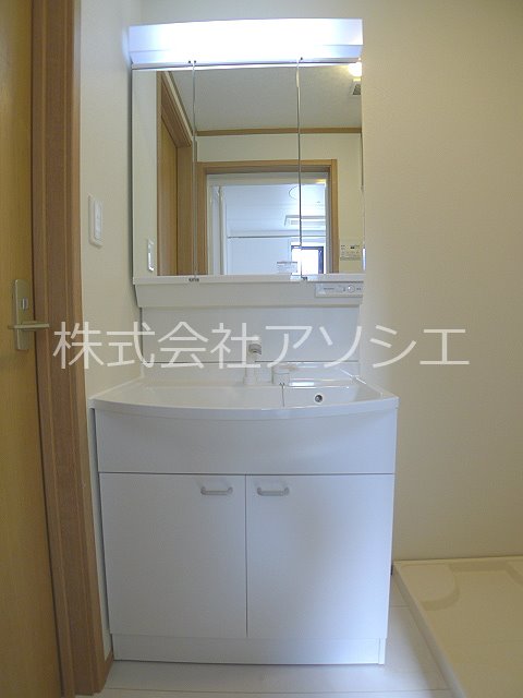 アリエル新越谷 洗面所