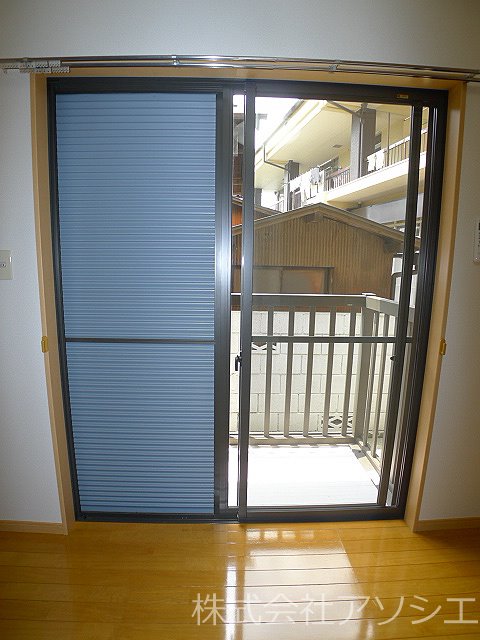オレンジキャッスル越谷 雨戸