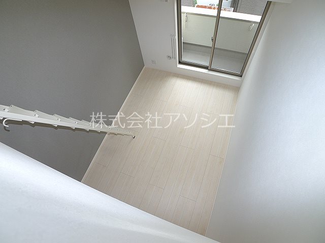 ウエストハイム吉川高富 リビング