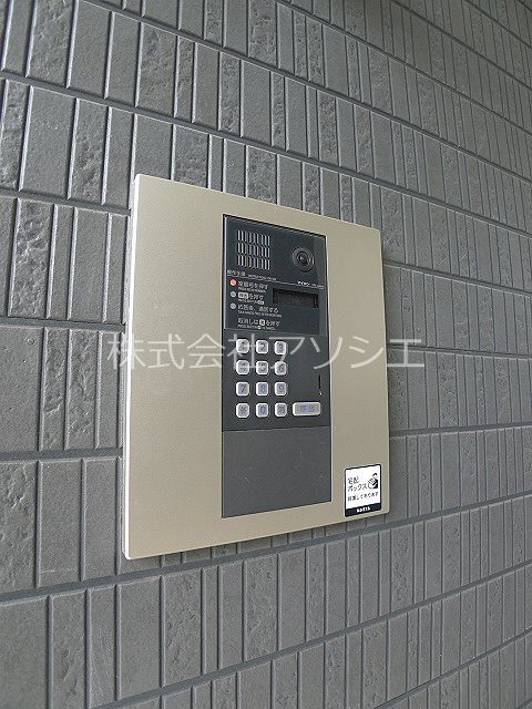 ウエストハイム吉川高富 オートロック