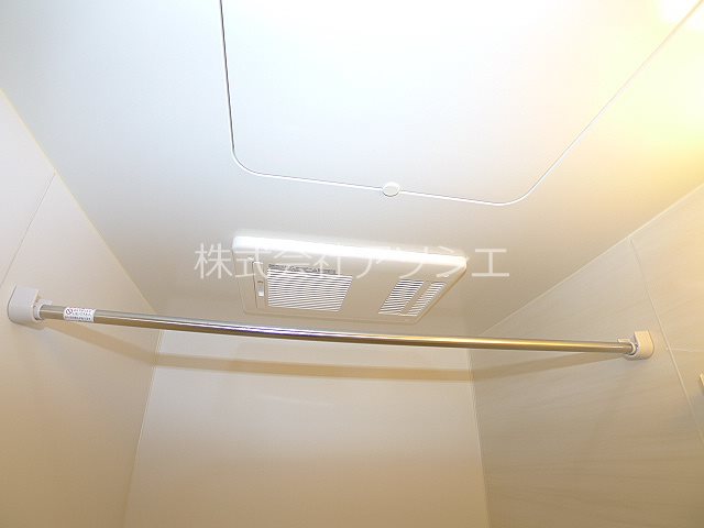ウエストハイム吉川高富 浴室乾燥機