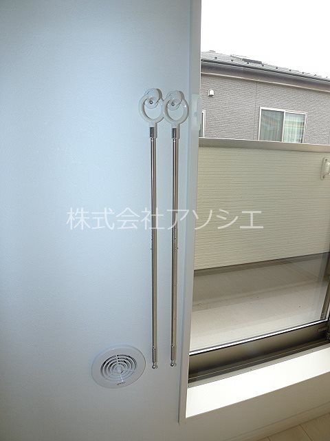 ウエストハイム吉川高富 室内物干し
